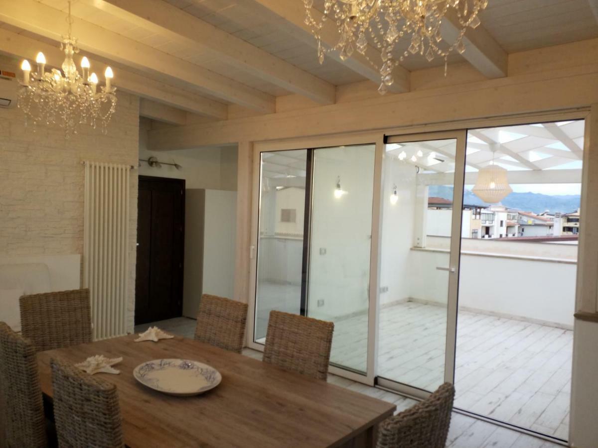 Mediterranean Apartments Capo dʼOrlando Екстериор снимка
